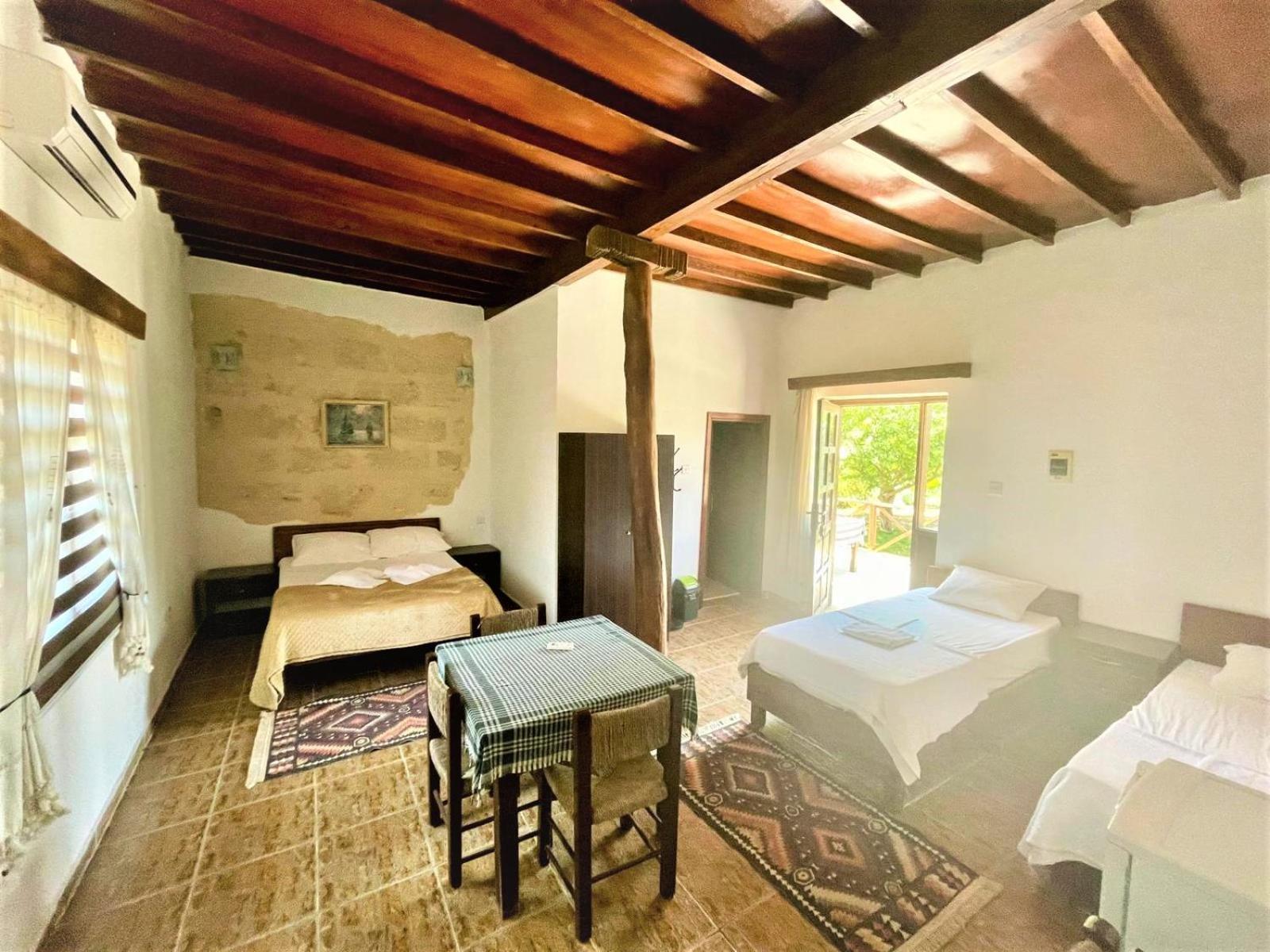 Castle Karpasia Guest House Authentic Atmosphere ! Rizokarpaso Εξωτερικό φωτογραφία